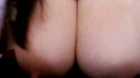 ہیزل آنکھوں والی MILF Riley Jenner ہو رہی ہے مقعد creampied